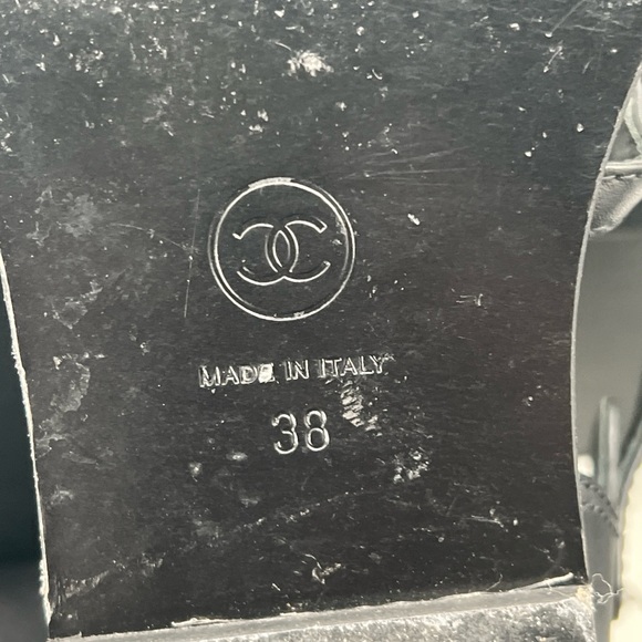 CHANEL 2023 interlocking CC logo gladiator open toe black sandals size 38 w/box - Picture 15 of 16